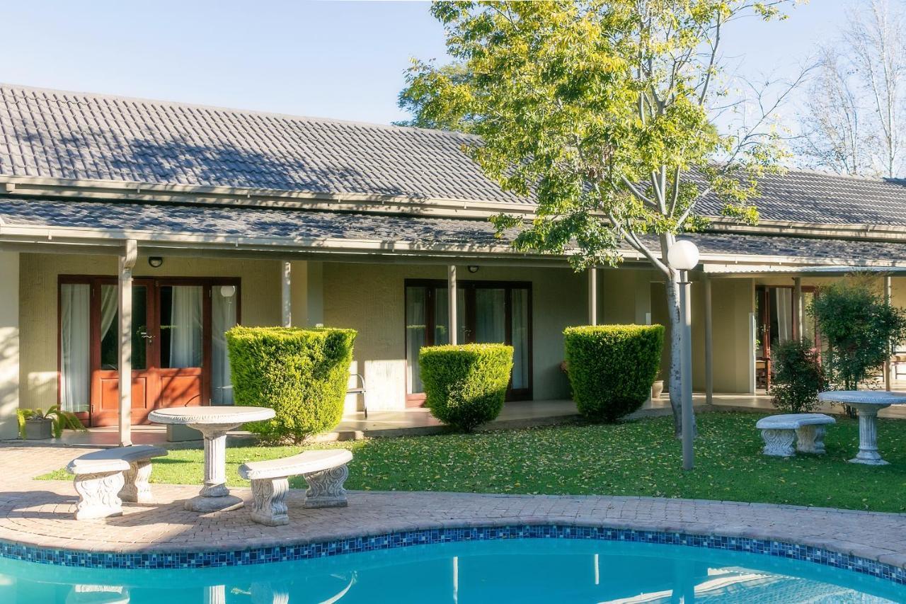 Mondior Manor Guest House Kimberley Buitenkant foto